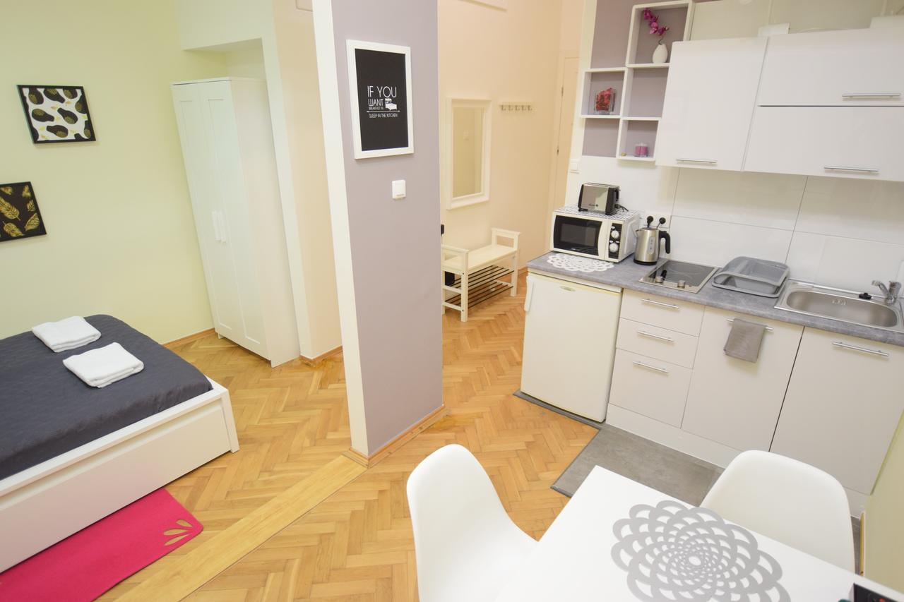 Elegant Apartment Copernicus Warsaw Exterior photo