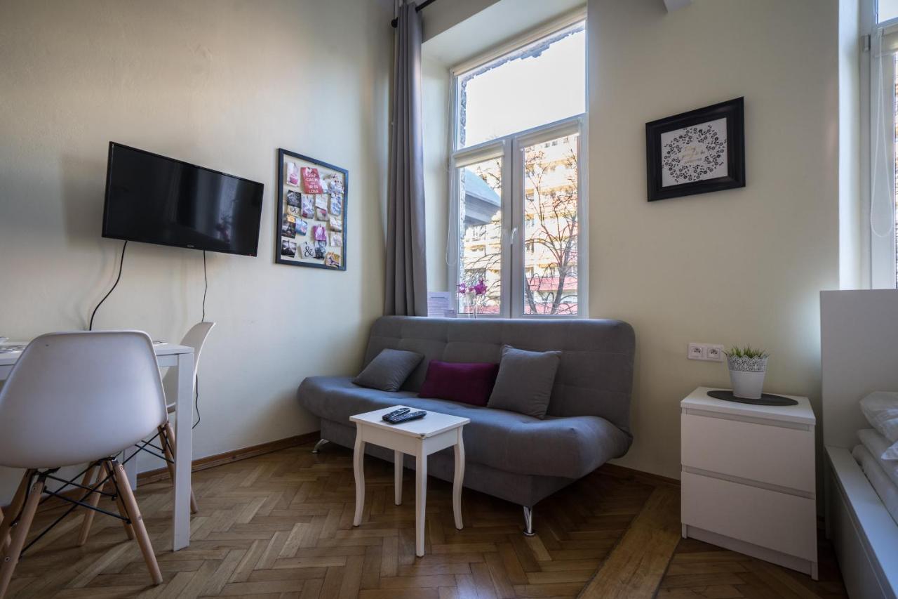 Elegant Apartment Copernicus Warsaw Exterior photo